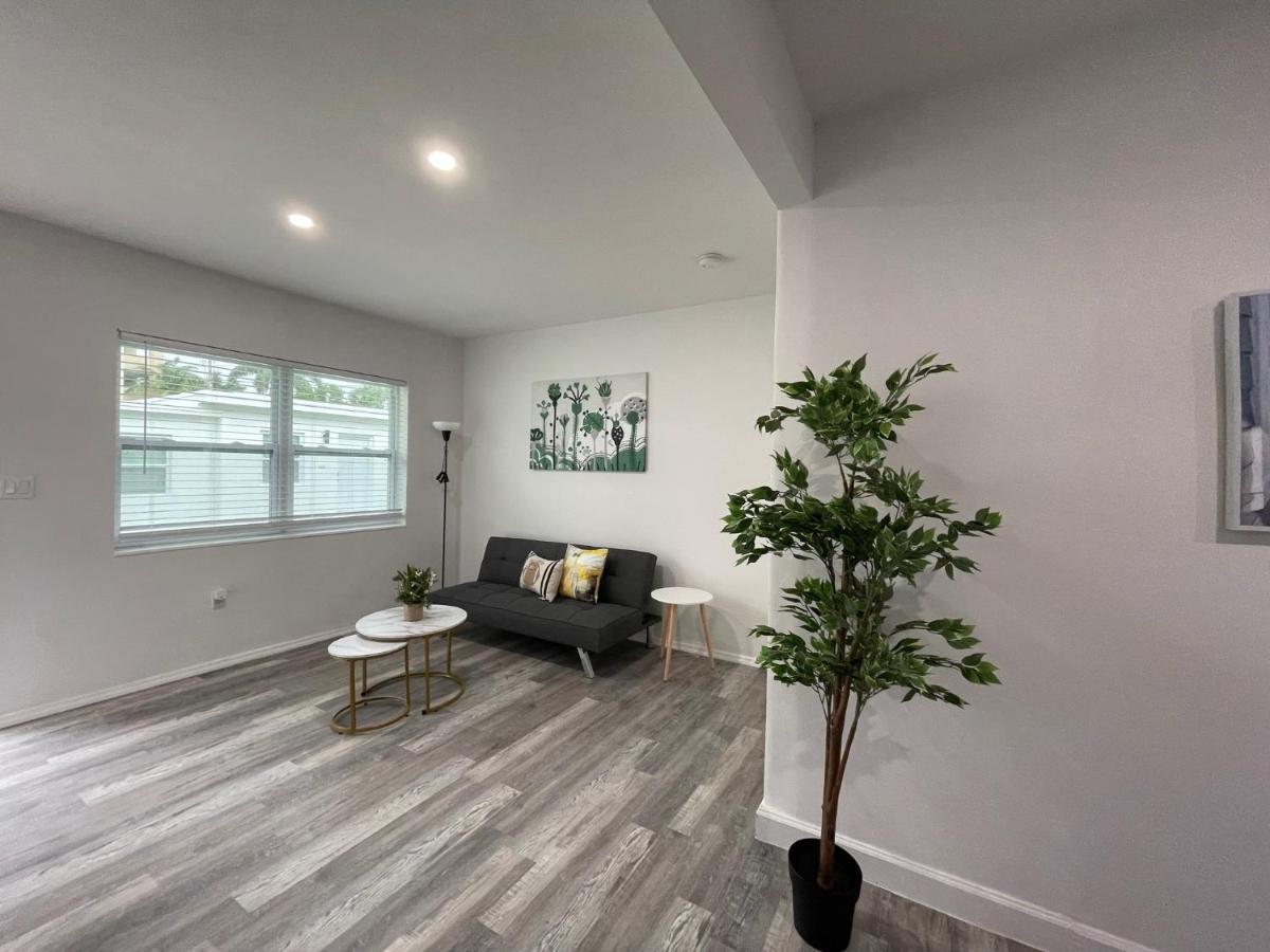 Douglas Rd Apartments Miami Zewnętrze zdjęcie