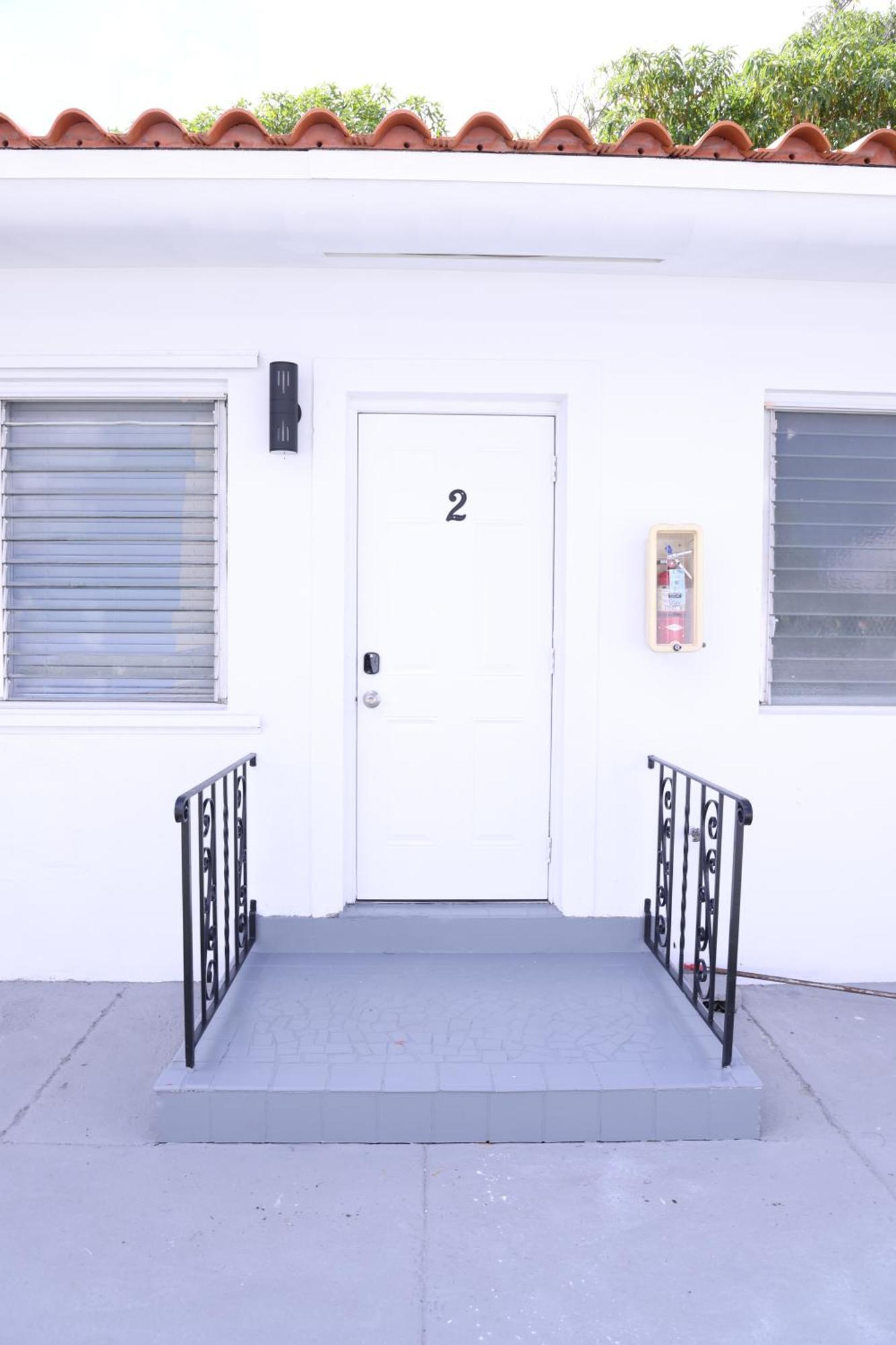Douglas Rd Apartments Miami Zewnętrze zdjęcie