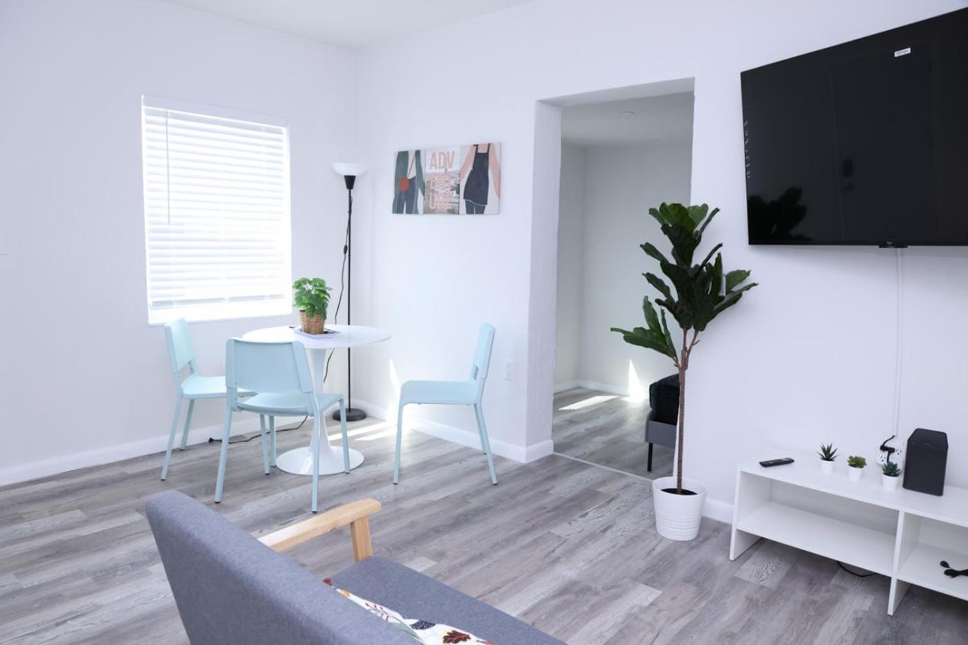 Douglas Rd Apartments Miami Zewnętrze zdjęcie
