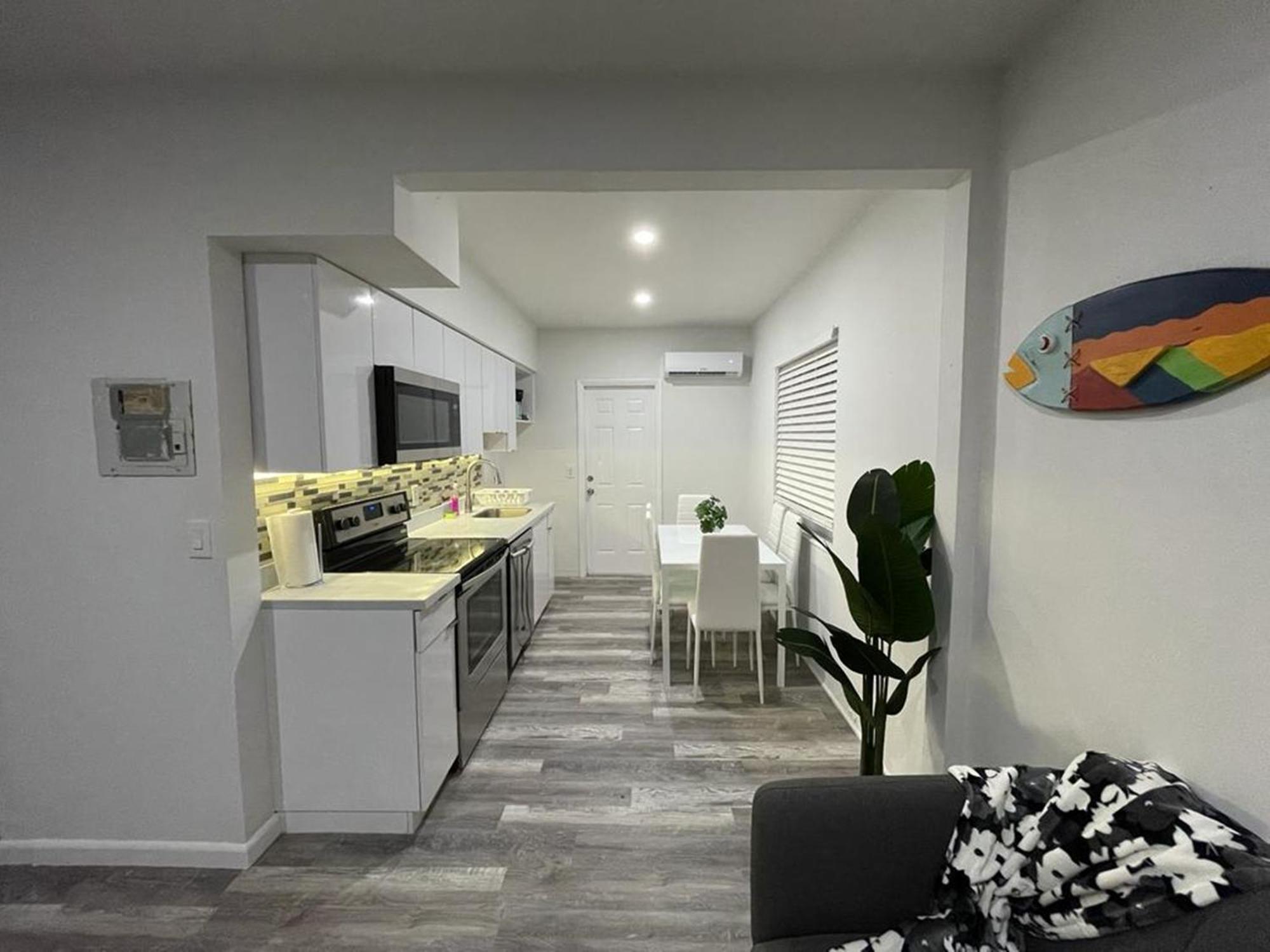 Douglas Rd Apartments Miami Zewnętrze zdjęcie