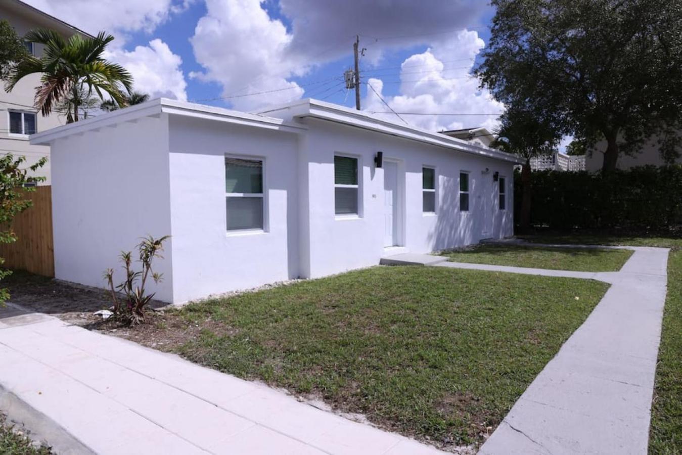 Douglas Rd Apartments Miami Zewnętrze zdjęcie