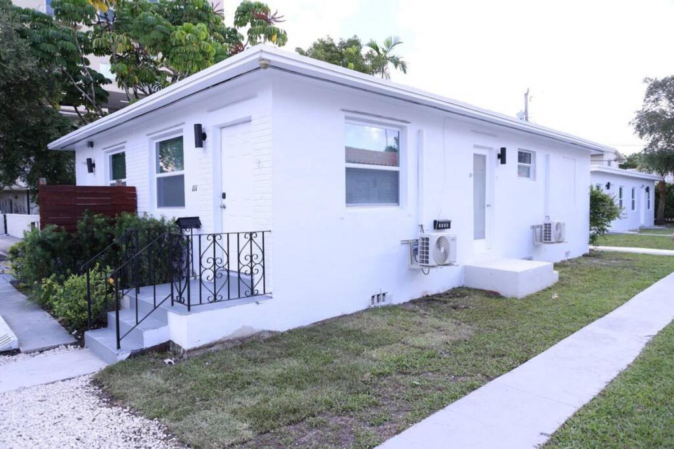 Douglas Rd Apartments Miami Zewnętrze zdjęcie